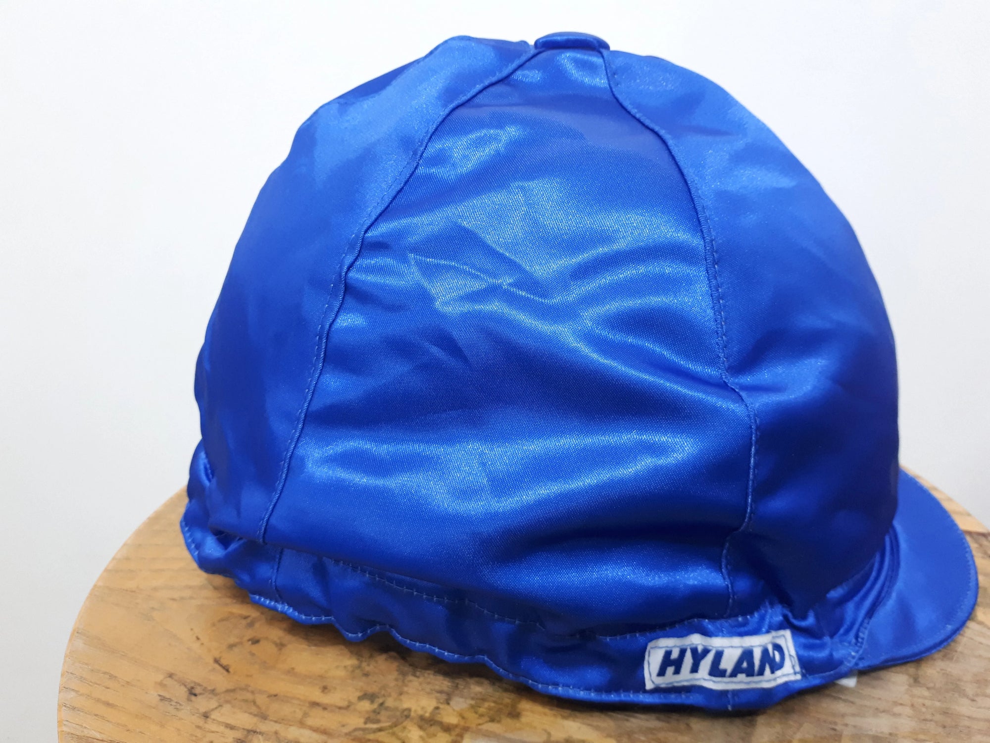 Hyland Cap Cover Satin