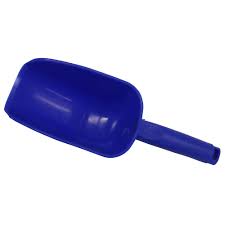 PLASTIC FEED SCOOP SMALL