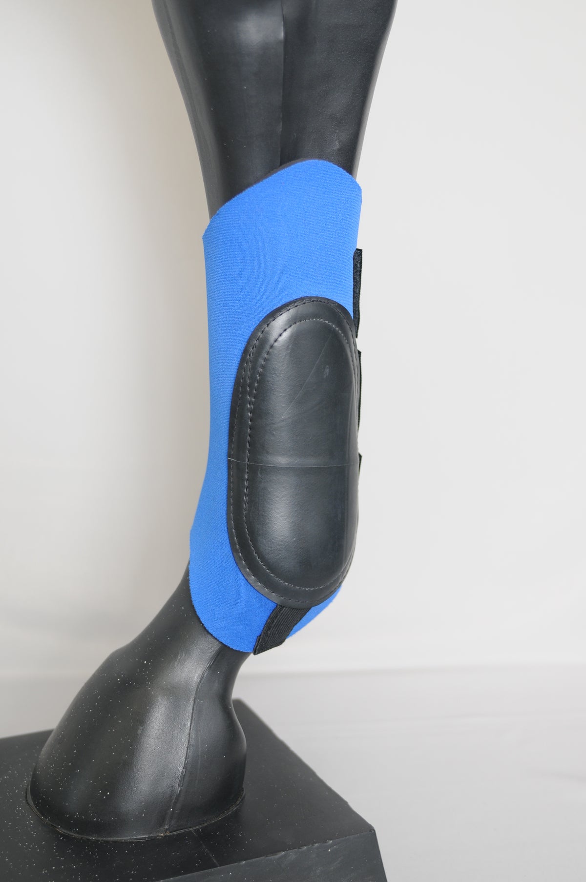 NEOPRENE FRONT BRUSHING BOOTS